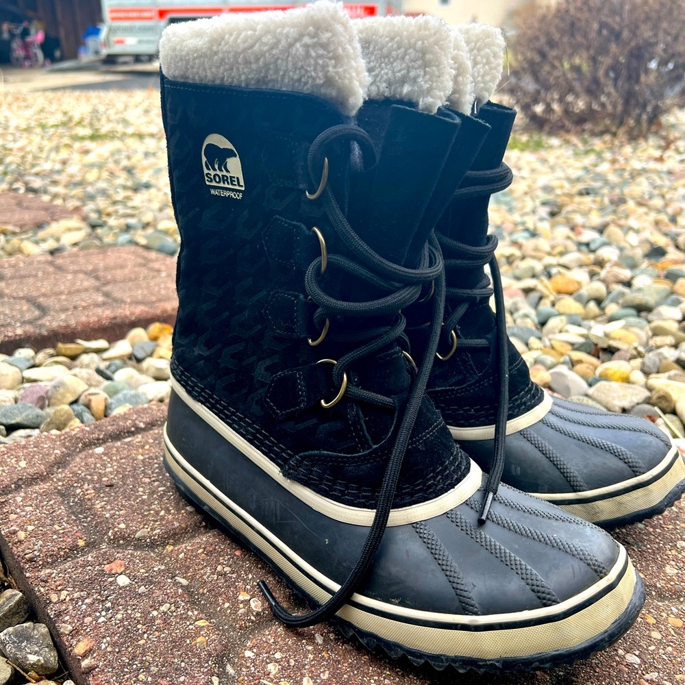 Sorel women’s snow boots